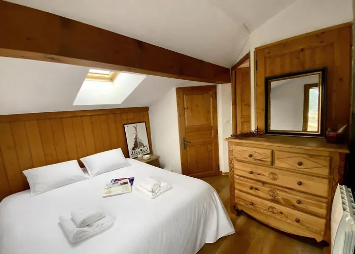 & Panoramic View - Happy *