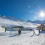 & Panoramic View - Happy *