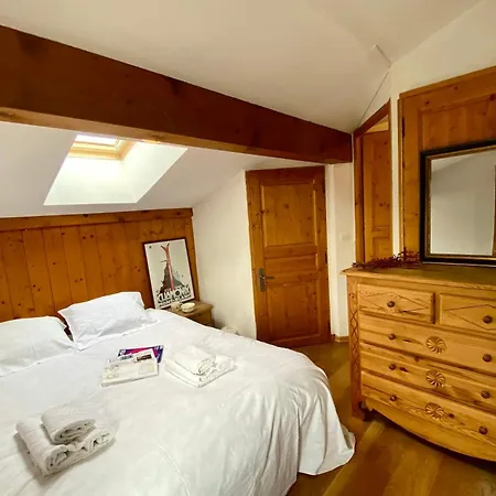 & Panoramic View - Happy *