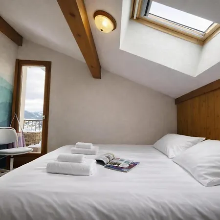 & Panoramic View - Happy *