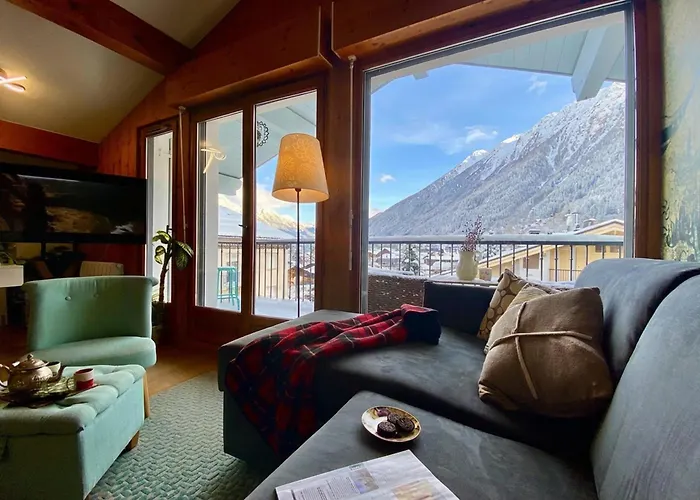 & Panoramic View - Happy *